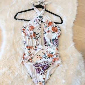 Cupshe floral plunge swimsuit